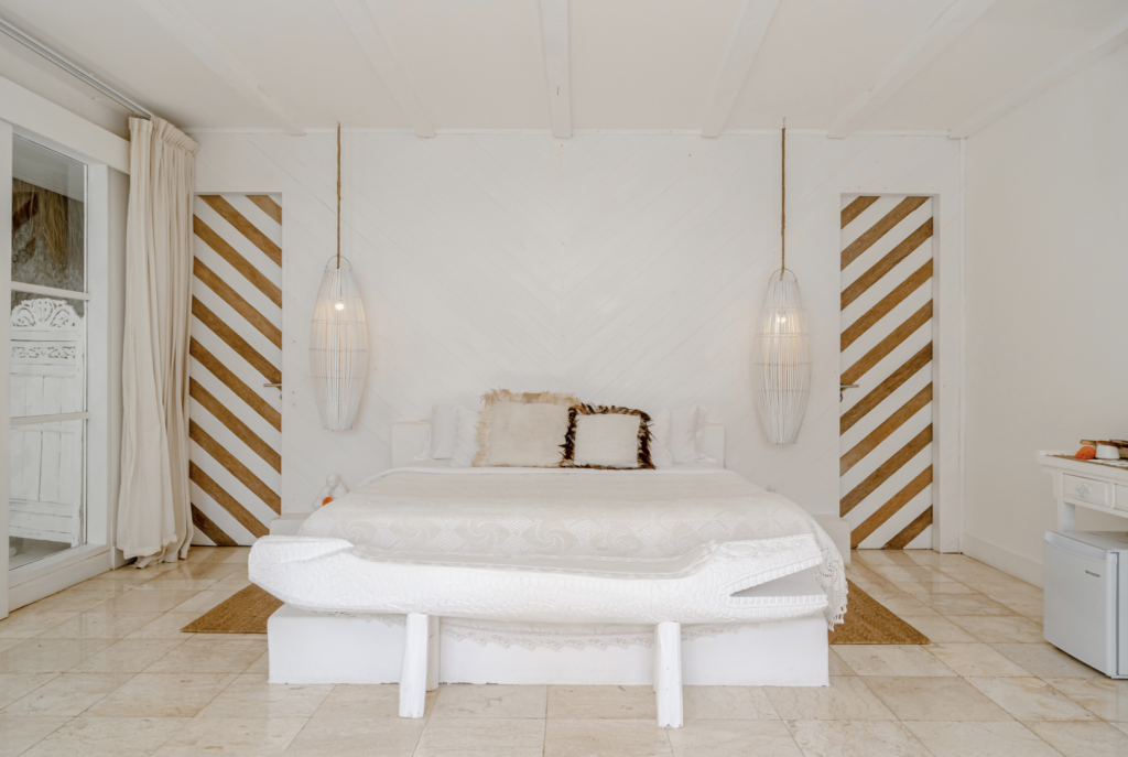 Monyet Suite 1