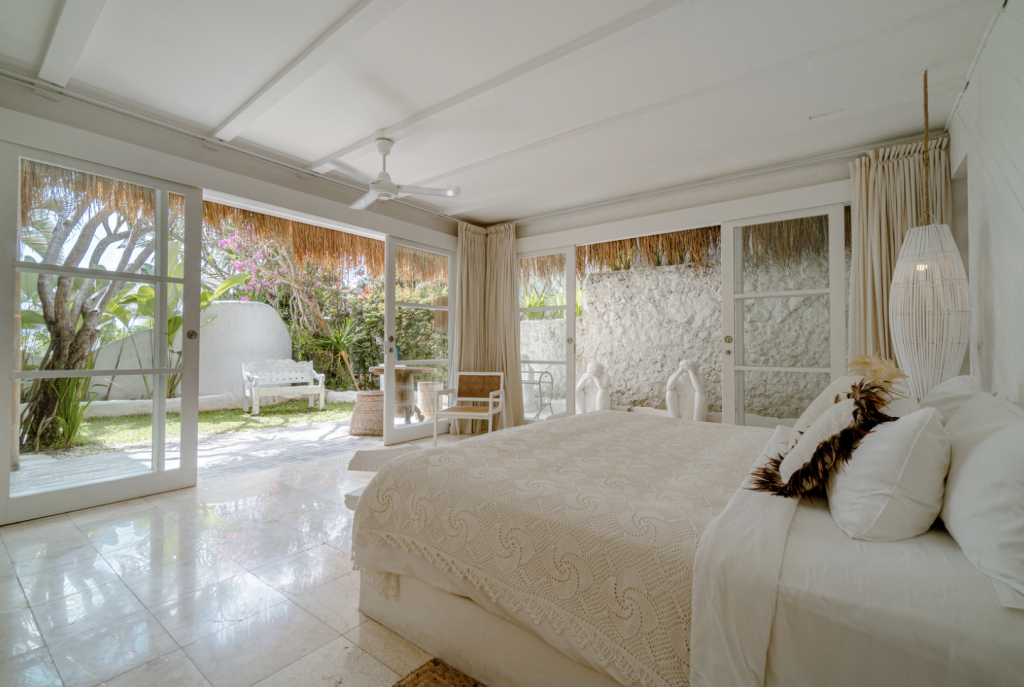 Monyet Suite 3