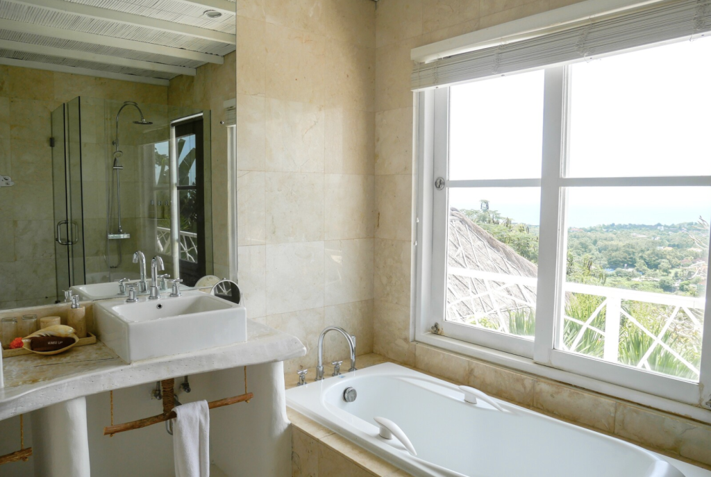Raja Suite 4